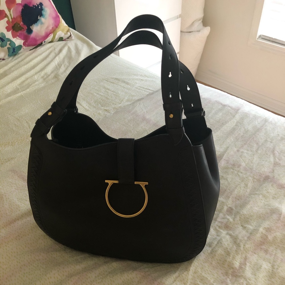 Ferragamo Shoulder Bag. authentic